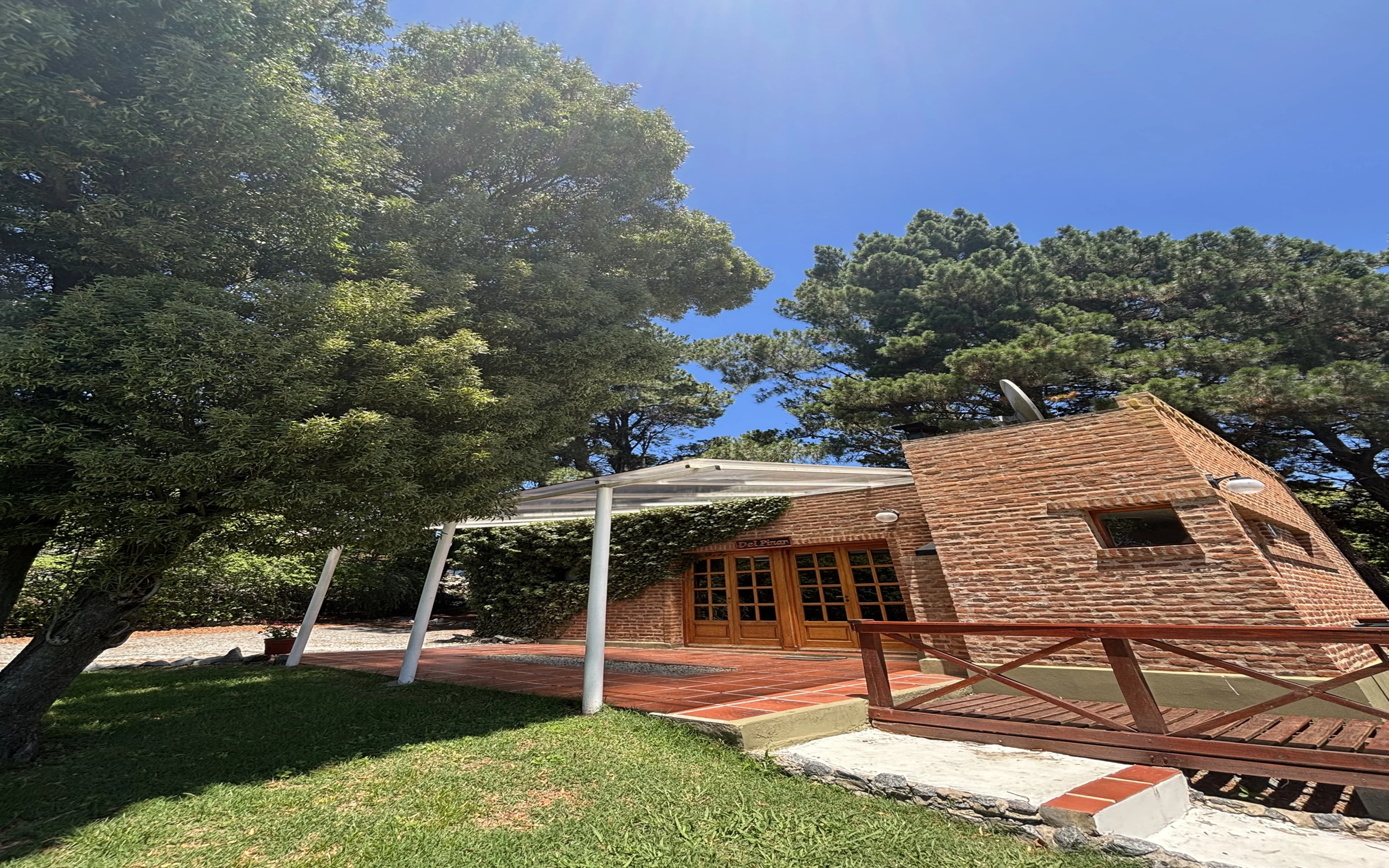 frente a 45 grados cabaña del pinar